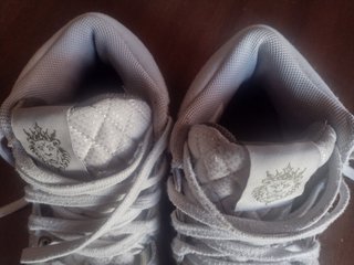 Zapatillas Nike LeBron Witness 8 Talla 40 Gris