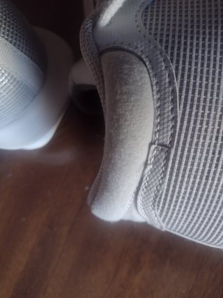 Zapatillas Nike LeBron Witness 8 Talla 40 Gris