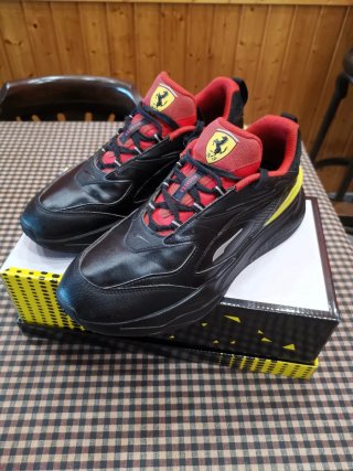 Zapatillas deportivas Ferrari Puma Nº 41 Original.
