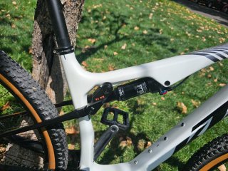 Ktm carbono 2024 seminueva doble suspension mtb