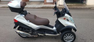 Piaggio MP3 Business 500 Trike