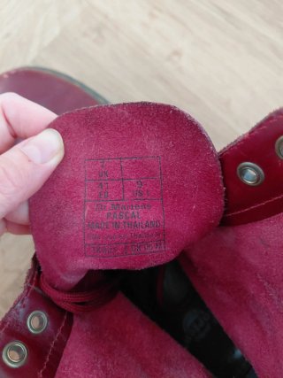 Botas Dr. Martens Rojo Vino Talla 41