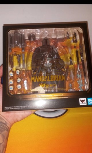 The Mandalorian Beskar Armor SH Figuarts Star Wars
