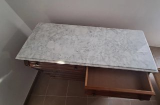 Cómoda Vintage Mármol y Madera Maciza