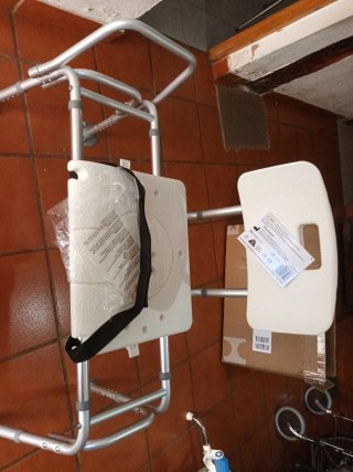 Banco de baño extraíble sin estrenar