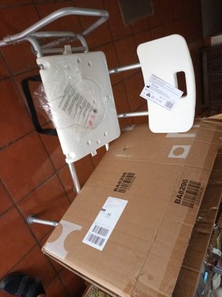 Banco de baño extraíble sin estrenar