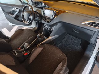 Peugeot 2008 1.6 hdi 2016 etiqueta C