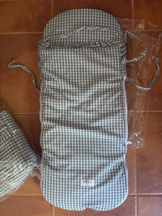 Conjunto MIBLA:bolso y saco capazo en vichy verde