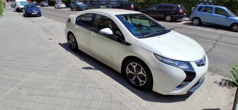 Opel Ampera 2012 Excelence (REX) - foto 1