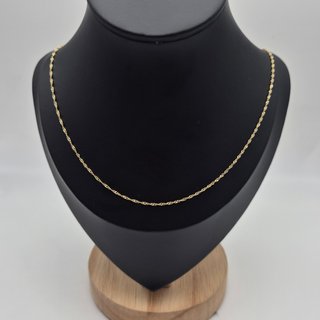 Cadena de oro de 18k. Singapour. 1.32 g. 44,5cm.