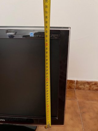 Televisor Samsung 50 Negro y mando a distancia