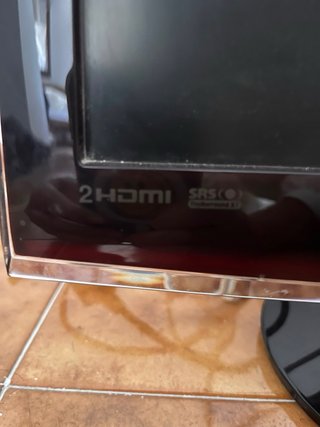Televisor Samsung 50 Negro y mando a distancia