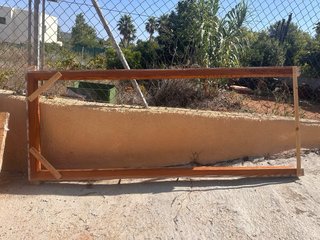 Puertas de madera con marco