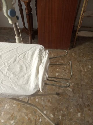 Tabla de planchar con funda