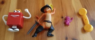 Figuras de juguete variadas