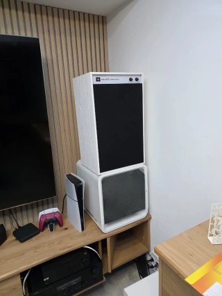 Altavoces JBL 4312 Ghost Edition