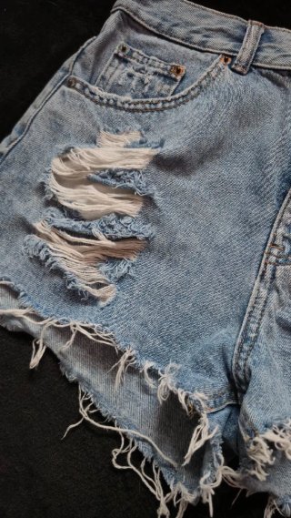 Short vaquero Pull & Bear
