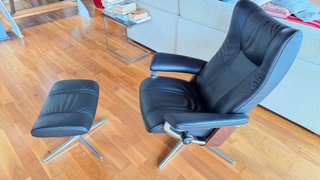 Sillón Stressless Wing Piel Negra Base Cruz