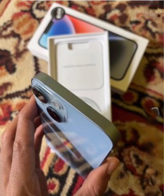 iPhone 14 256GB
