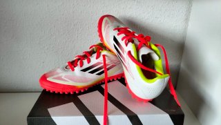 Botas Fútbol Adidas F50-Talla 35 -NUEVAS