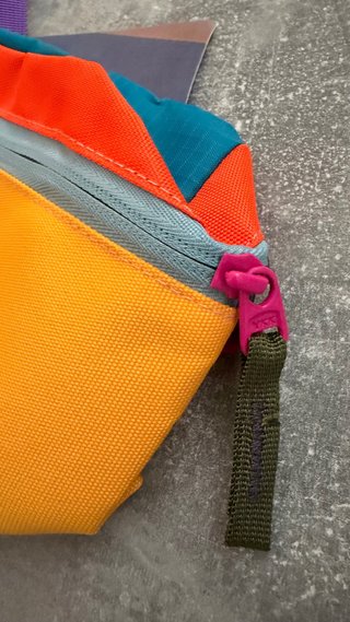 Riñonera Cotopaxi Multicolor 3L gran capacidad