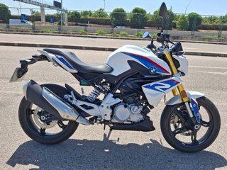BMW G310R con 2.800 Km