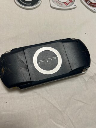 Sony PSP Nera + 5 UMD