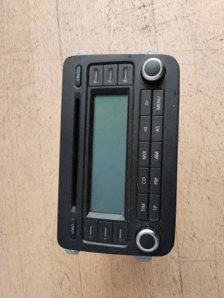 Radio VW Touran 2005 y otra moderna sin wifi