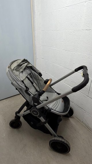 Carrito Chicco Urban Plus 2 en 1 – silla + capazo