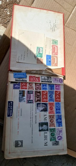 Improved stamp album