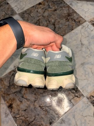 New Balance 9060 Beige/Verde