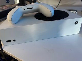 Xbox Series S 512GB + Mando - Como Nuevo
