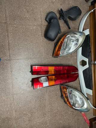 Despiece Renault Kangoo: Faros, Pilotos, Espejos