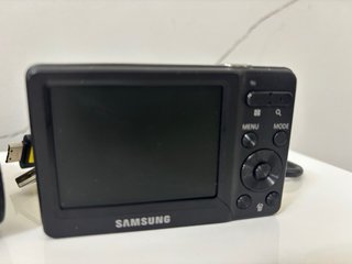 Cámara Samsung ST30 Amarilla