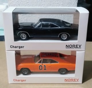 N. 2 Modellini Auto Dodge Serie TV