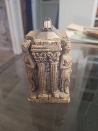 Mechero de mesa vintage figuras clásicas