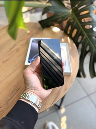 iPhone 16 Pro Max Garantia 16 Meses