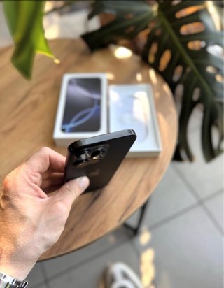 iPhone 16 Pro Max Garantia 16 Meses