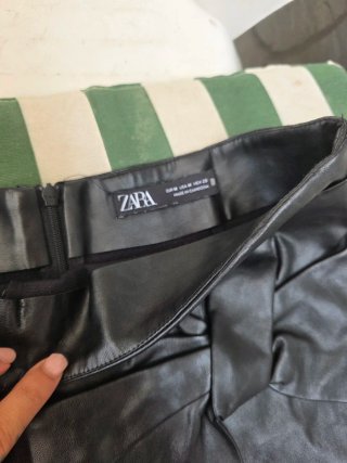 Falda pantalón efecto piel