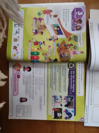World Class 5 Class Book (Spain)