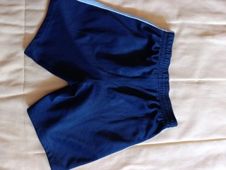 Pantalón corto uniforme Colegio Tavera T.10