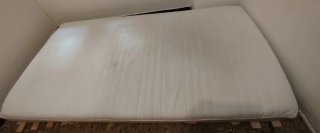 Cama IKEA 1.90x90 + Colchón Blanco