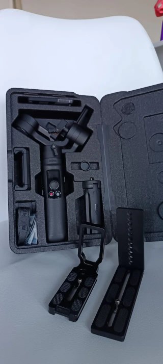 Gimbal Zhiyun Crane M2 + Accesorios