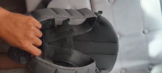 Mochila portabebés gris