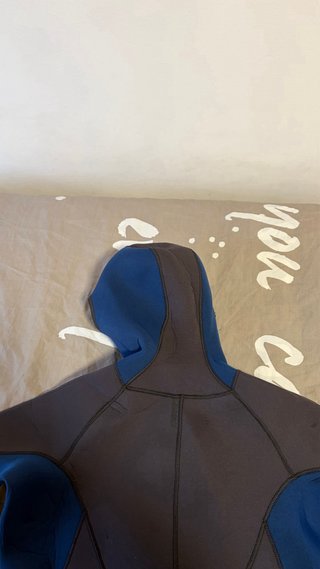 Traje neopreno Subea 5mm con capucha