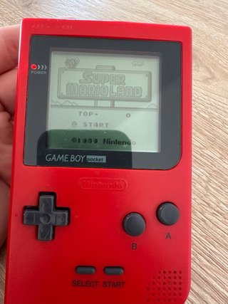 Nintendo Game Boy Pocket Roja
