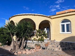 Chalet en alquiler en La Siesta - El Salado - Torreta en Torrevieja