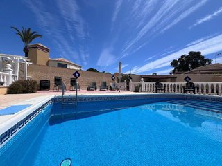 Chalet en alquiler en La Siesta - El Salado - Torreta en Torrevieja