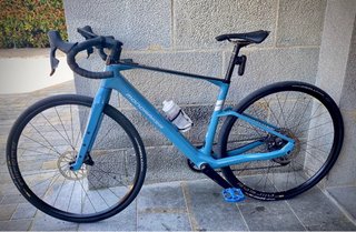 Bicicleta gravel Mondraker Eléctrica Azul