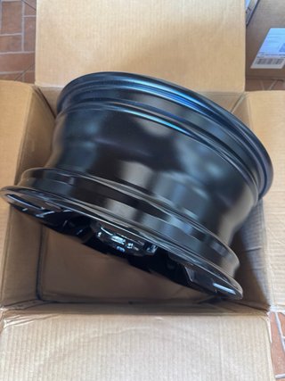 Llantas Land Rover Negras